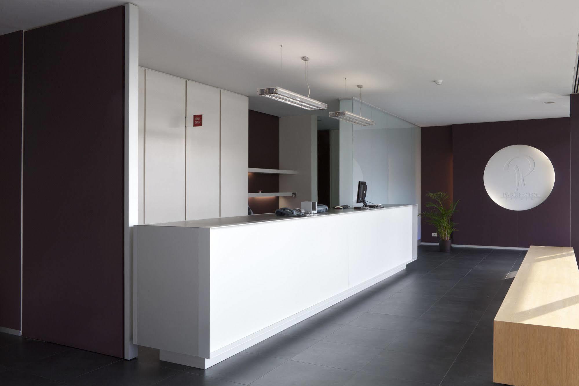 Parkhotel Izegem Luaran gambar